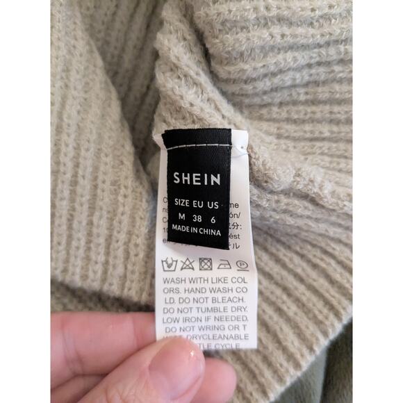 Women’s Tan Mock Neck Short Sleeve Sweater Size Medium - Picture 5 of 7